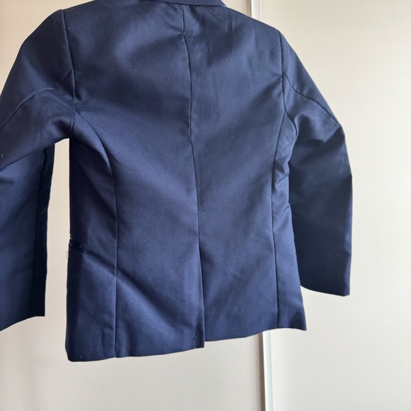 Boys 3 Piece Suit - Picture 6 of 8